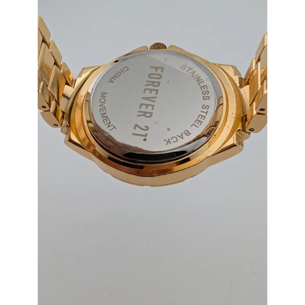 Forever 21 Women's Watch 38mm Gold Case 7.5